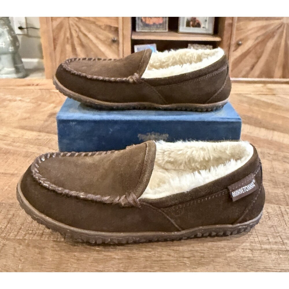 Minnetonka Tempe Suede Moccasin Slippers Women’s Size 7 Excellent Condition